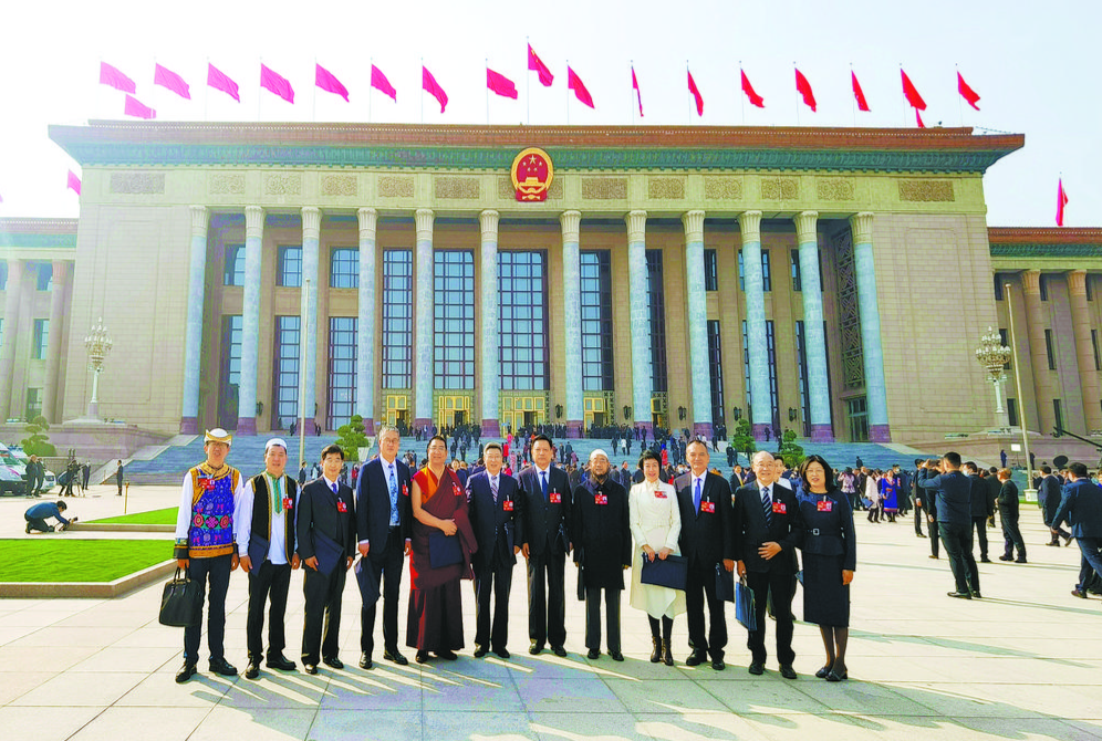 共襄盛会谋发展 凝心聚力启新程——住青全国政协委员出席全国政协十四届一次会议开幕会侧记