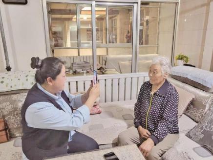 “社保蓝”把服务和温暖送上门