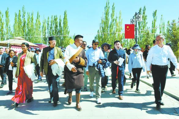 【中国共产党的故事——习近平新时代中国特色社会主义思想在青海的实践】“为中国喝彩！为青海喝彩！”