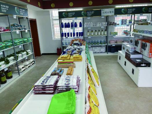 【巩固拓展脱贫攻坚成果同乡村振兴有效衔接·进行时·记者见闻】小积分为振兴“加油”！——玛多县玛查理镇玛拉驿村见闻