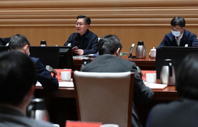 王东明在北京市调研工会工作时指出