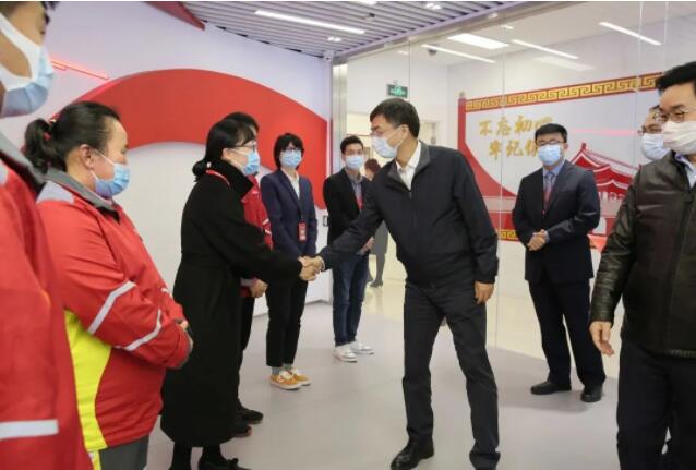 陈刚赴美团、京东和中国工商银行走访调研工会工作