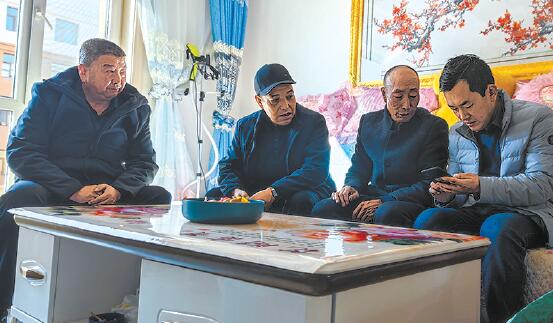 【喜迎省第十四次党代会·砥砺奋斗这五年】搬迁村的幸福生活