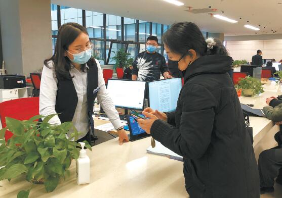 【在习近平新时代中国特色社会主义思想指引下——新时代新作为新篇章】何以最快？探究西部高原省会城市的“向上”之路