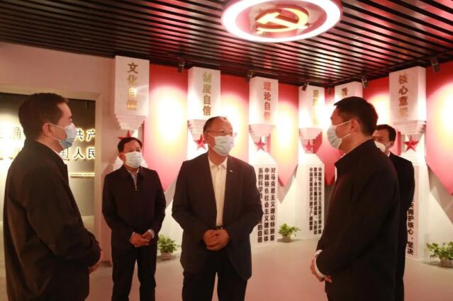 充分发挥工人阶级主人翁作用 统筹抓好疫情防控和复工复产