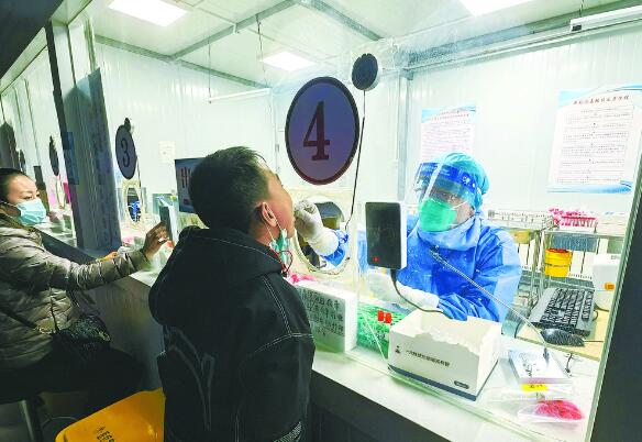 【喜迎二十大】众志成城战疫情 齐心协力保平安——国庆见闻⑤
